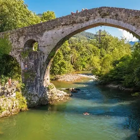 La Orilla Del Sella Onís